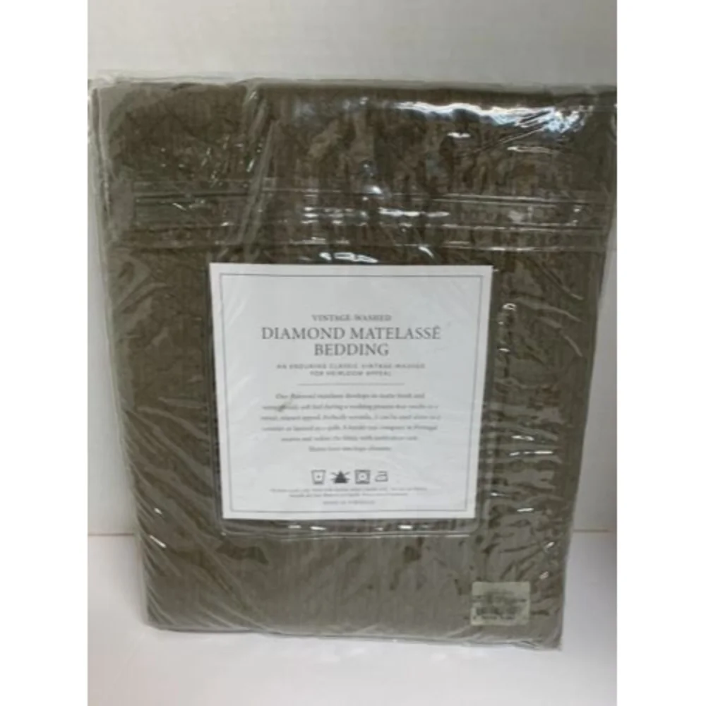 Restoration Hardware Vintage Washed Diamond Matelasse 20